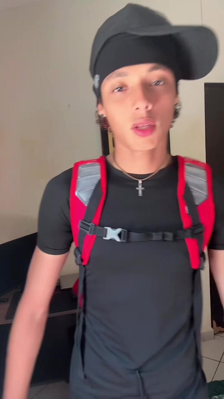 @aaron3lg 🦈