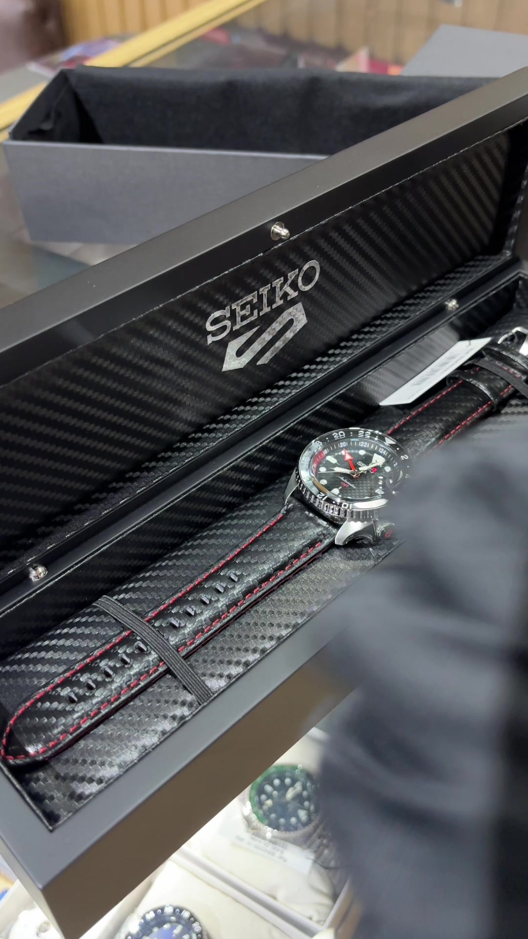 @Yonzon Timepieces
