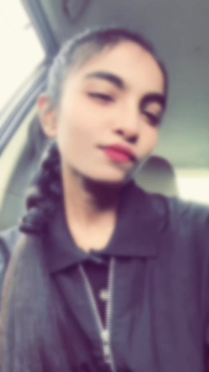 @Sarvataa 19💚