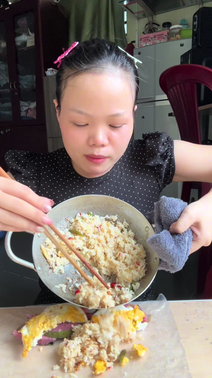 @TÚ QUYÊN BÌNH ĐỊA