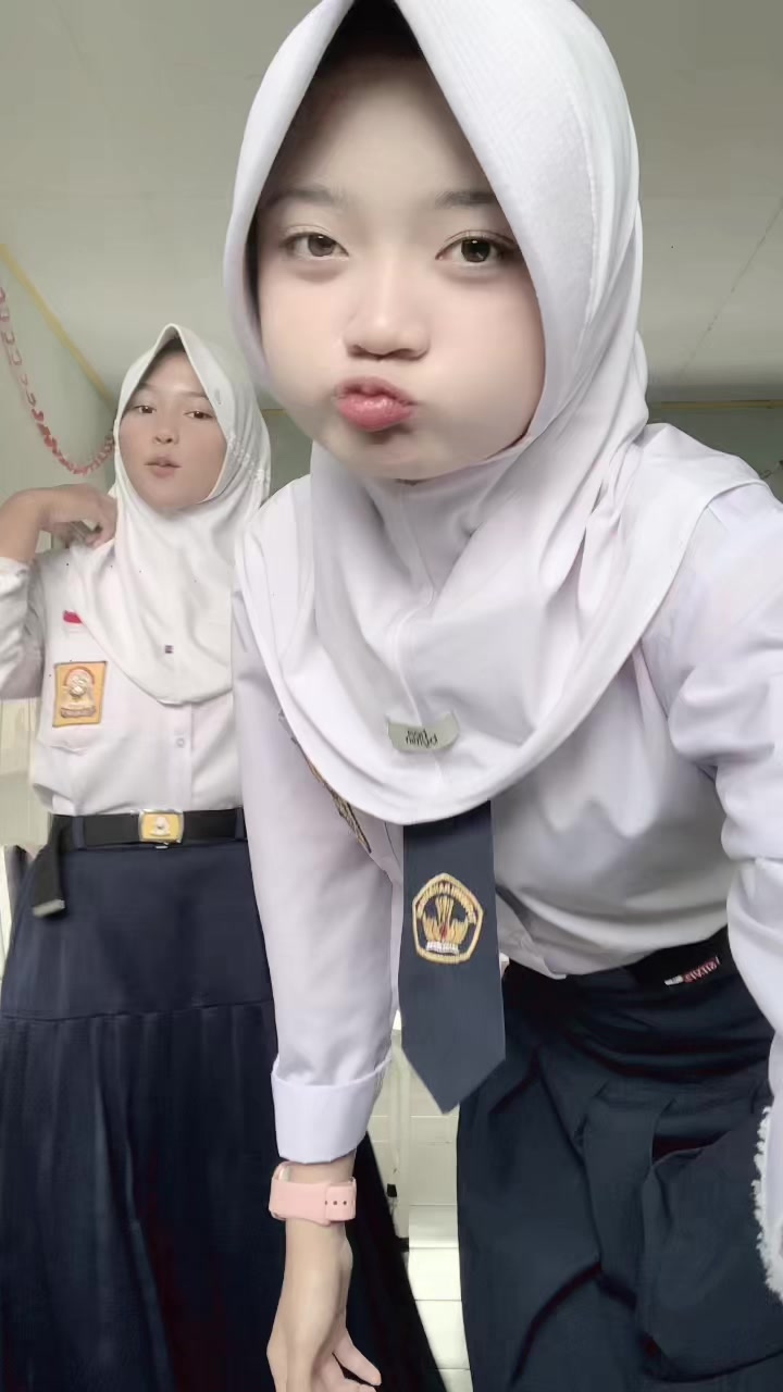 @chintiaa