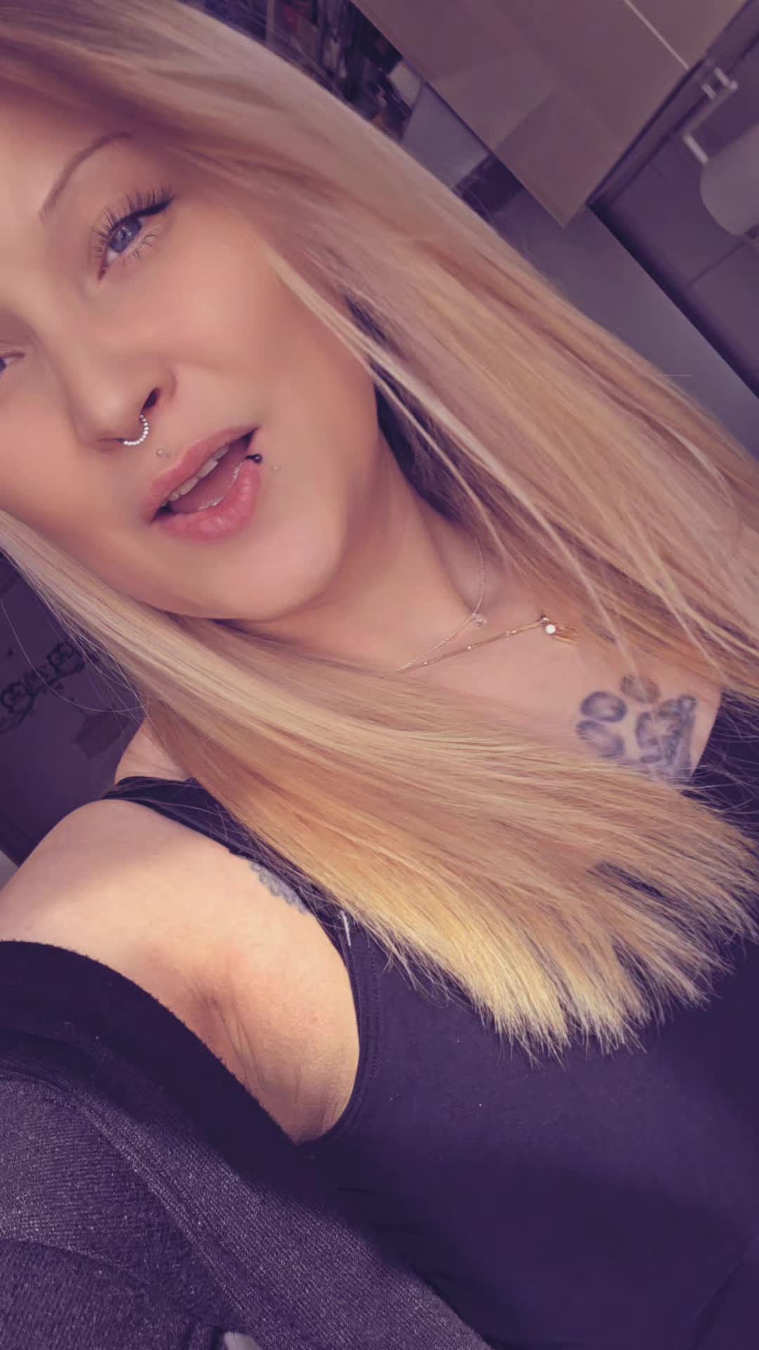@Melissa 🦋⃤