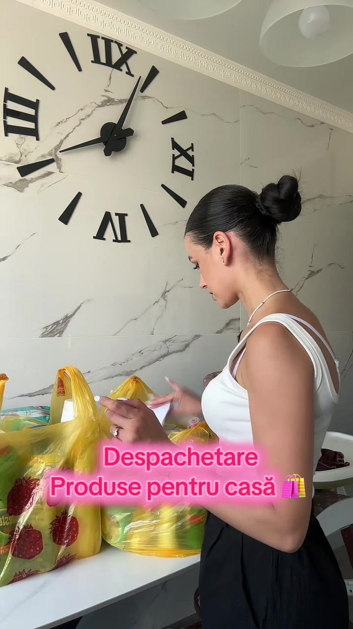 @Valeria