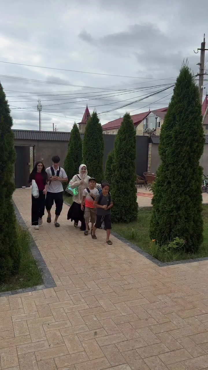 @Аиша Ханум