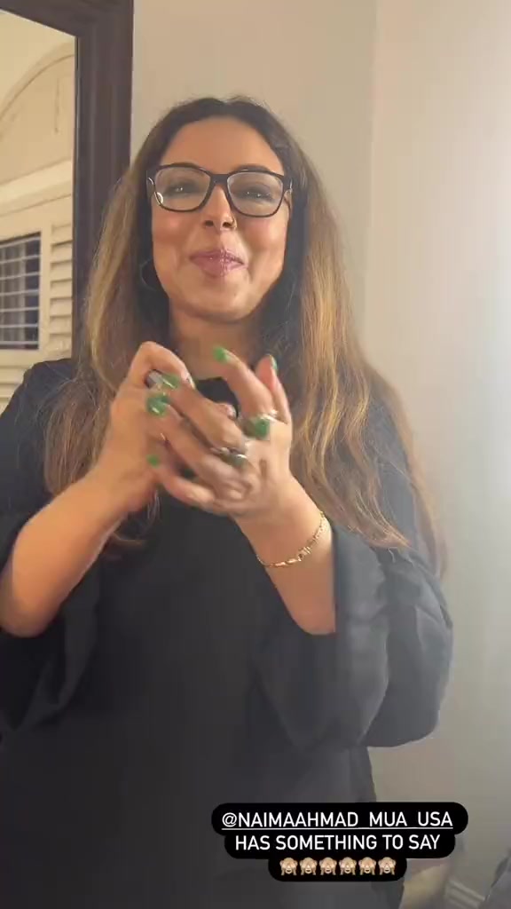 @Hina Khan 💎