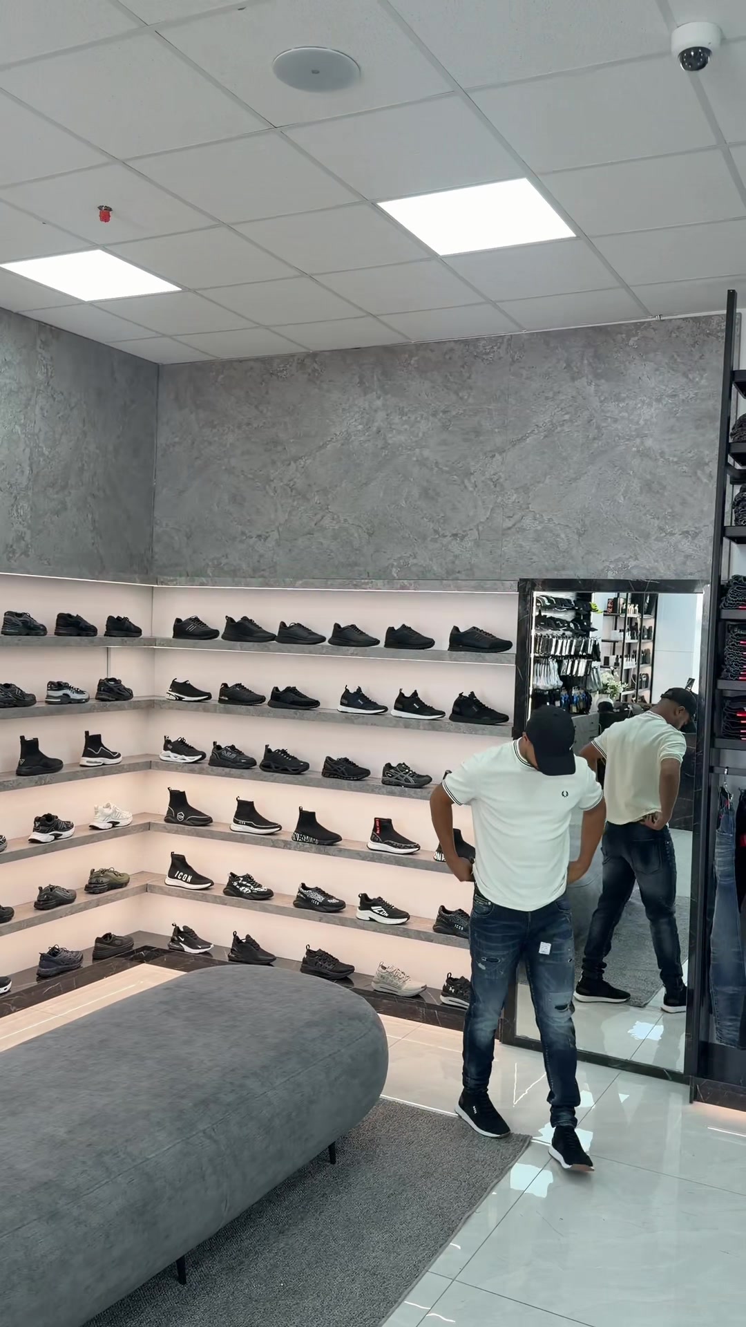 @CUPRA FOR MEN