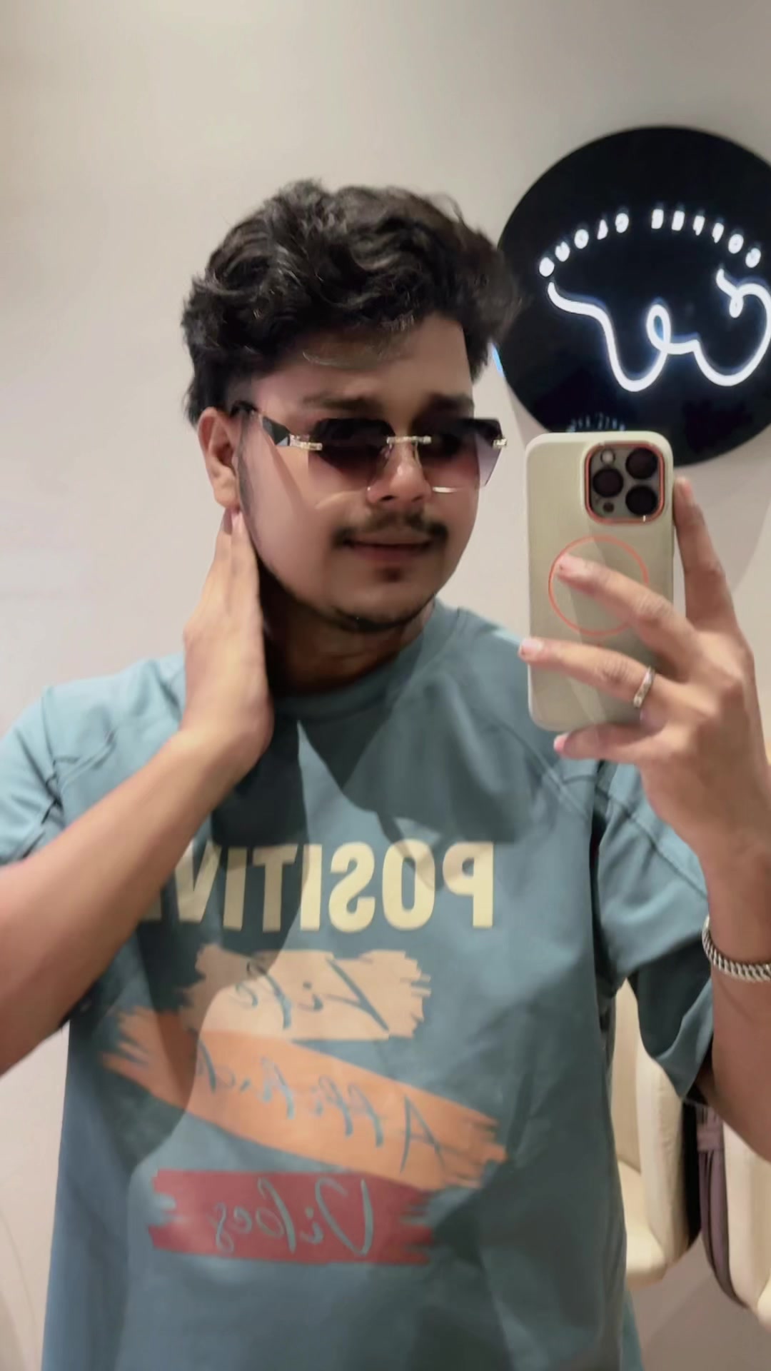 @Satish❤️🫶