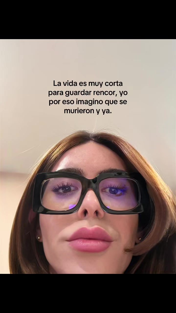 @Vecina Guera