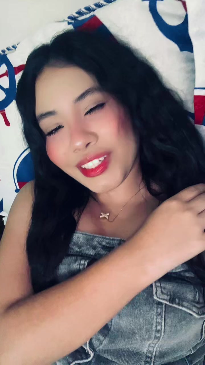 @Ximena 🦋
