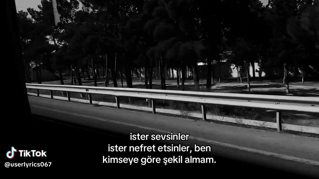@⁰⁰⁷➳ᴹᴿ᭄ᎶüᏝᏝᎥ✨ೄྀ࿐ ˊˎ-