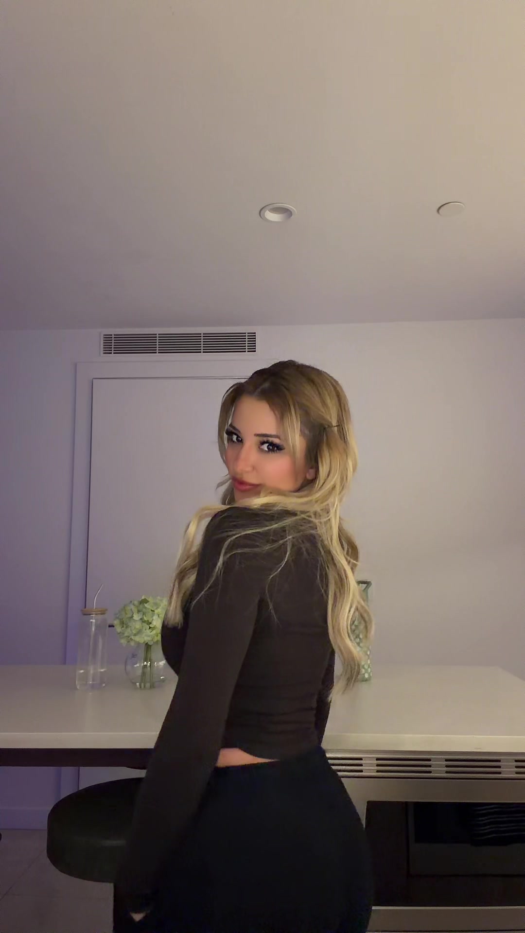 @nessaabbyyv
