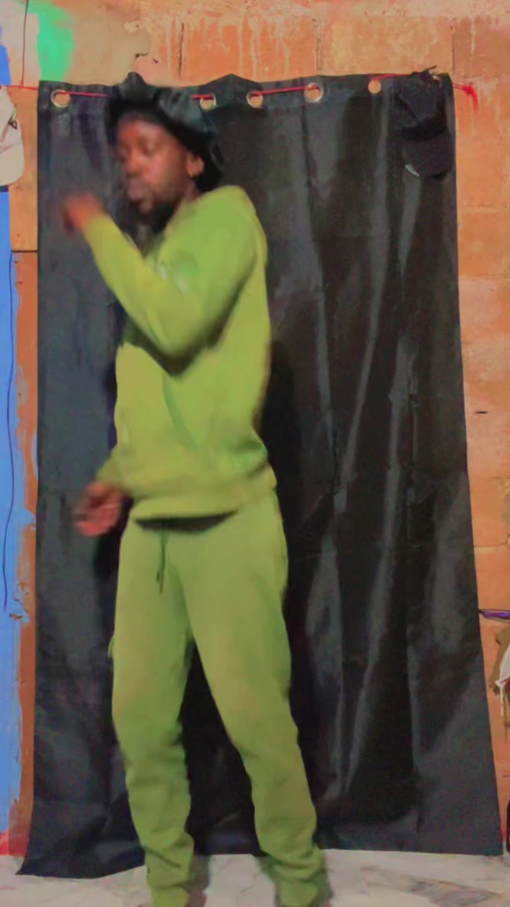 @~*_ř&euml;v&iuml;&icirc; th&ecirc; d&atilde;ňcęr_*~ 🐰🇯🇲