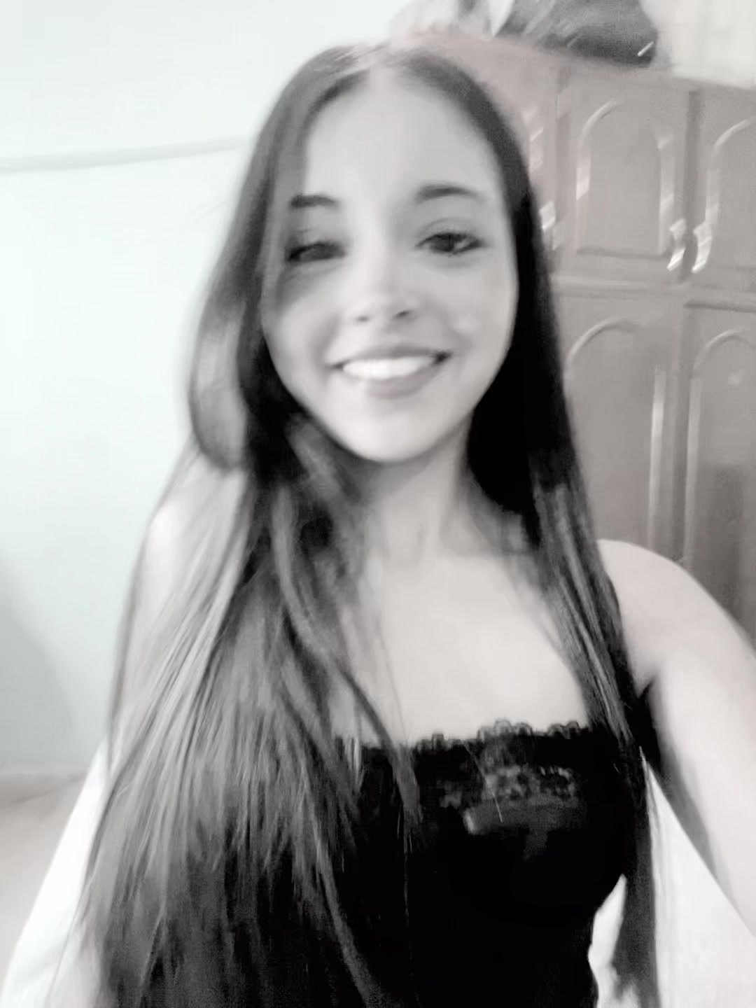 @𝓂𝒾𝓁𝑒🍒