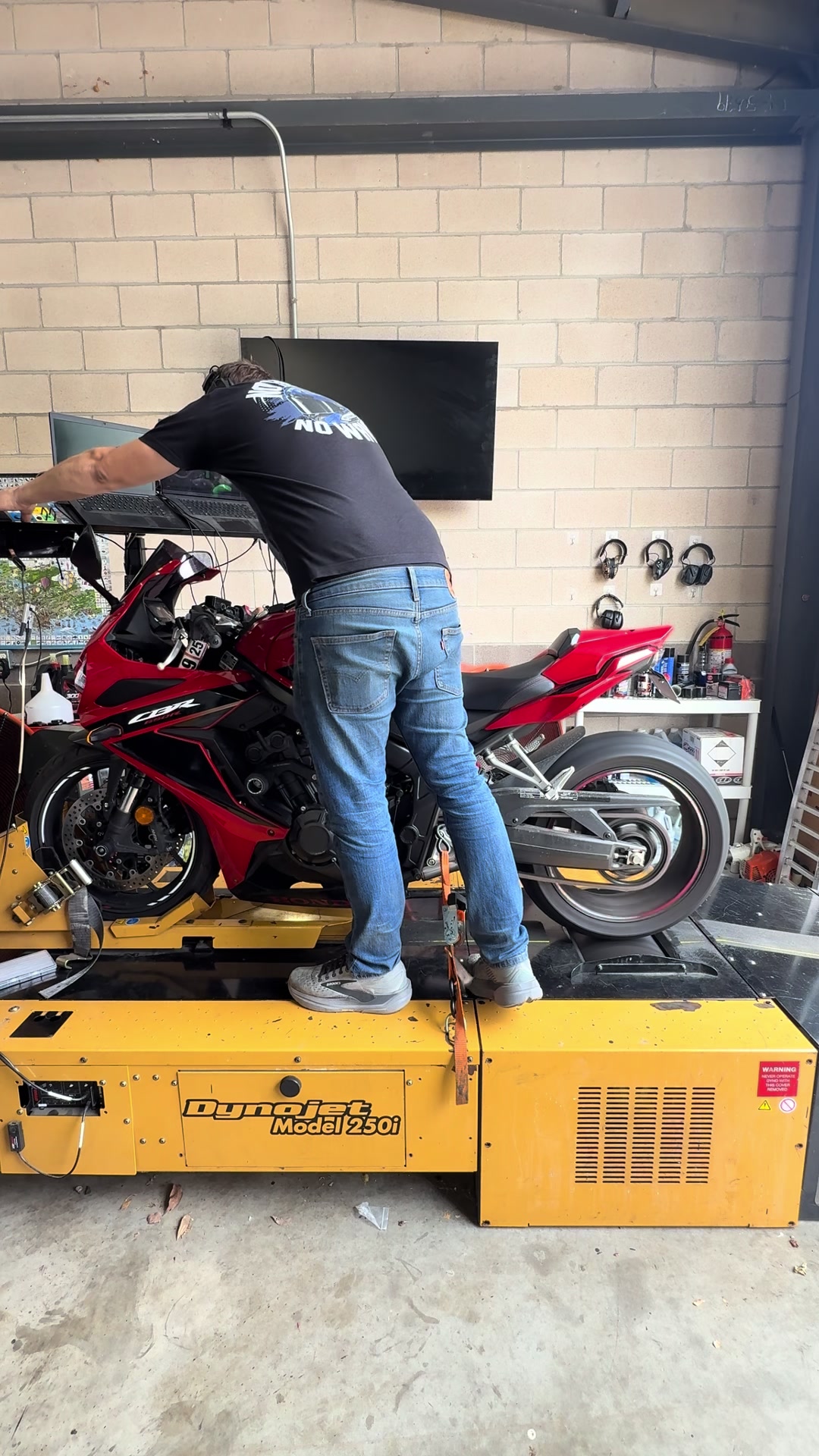 @MotoBros
