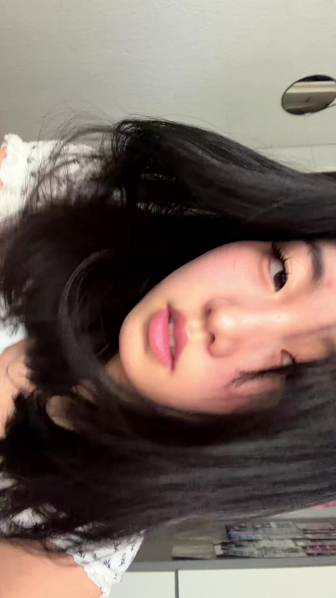 @_hyvn_bin_