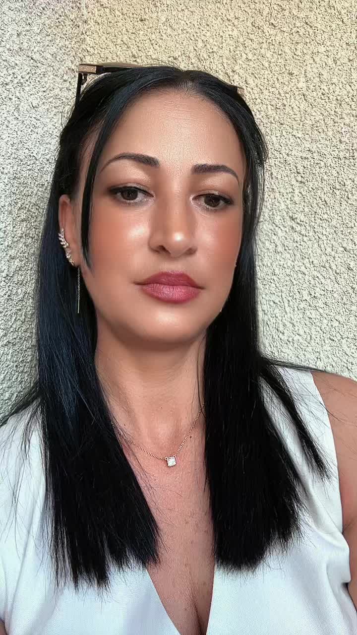@Ileana