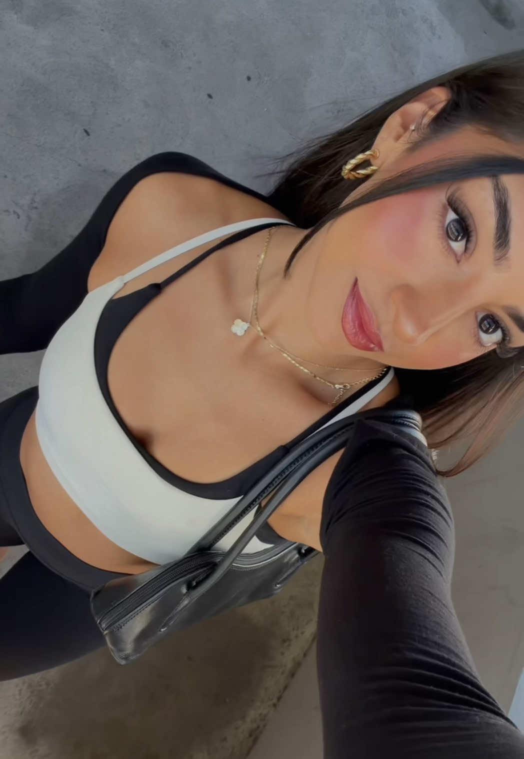 @valelianaa