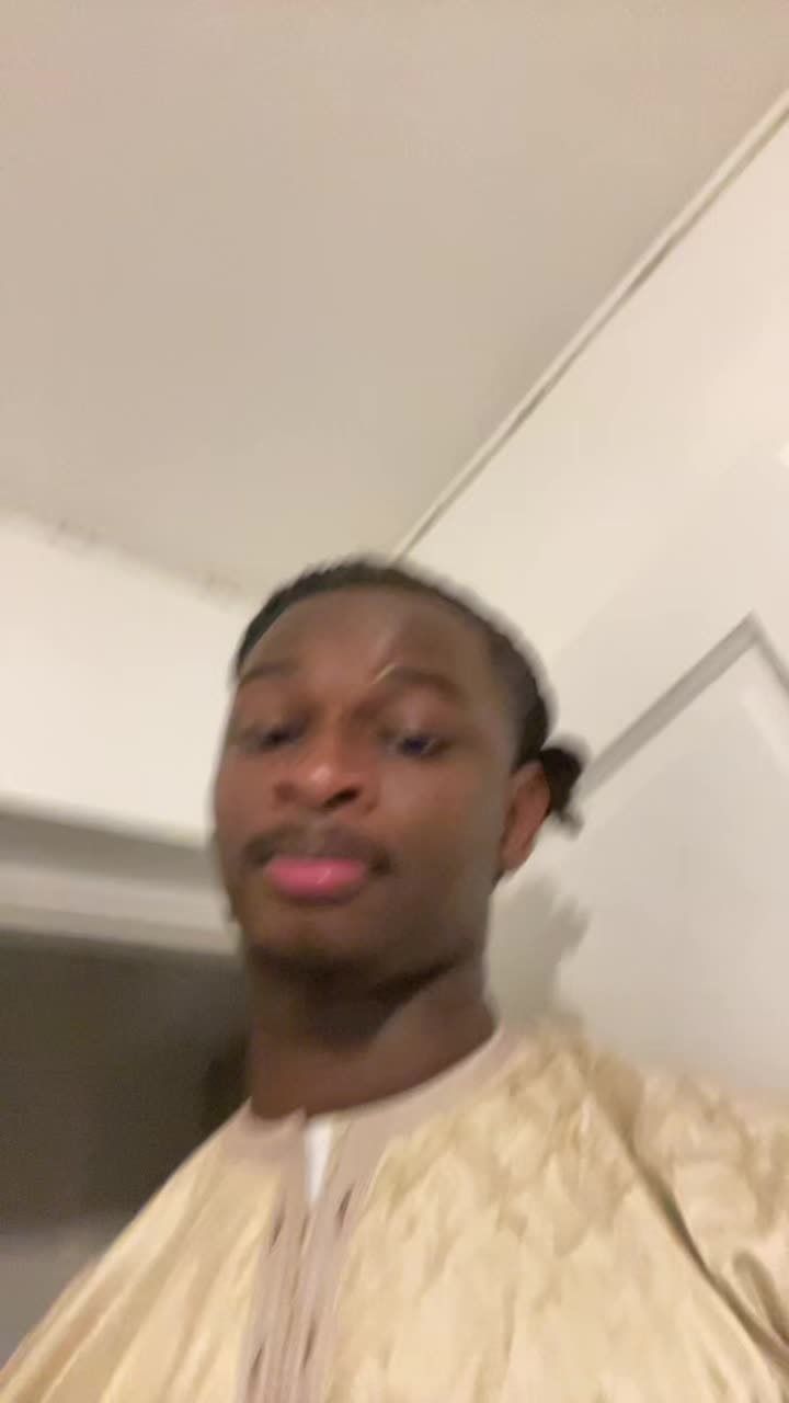 @Mouss🇬🇳