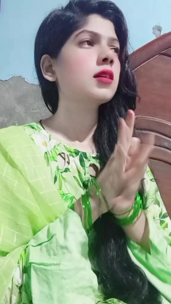 @{🤍kashish Mattu👑}