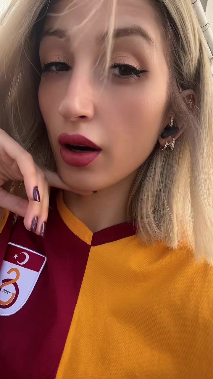 @Ece Nazlı &Ccedil;i&ccedil;ek
