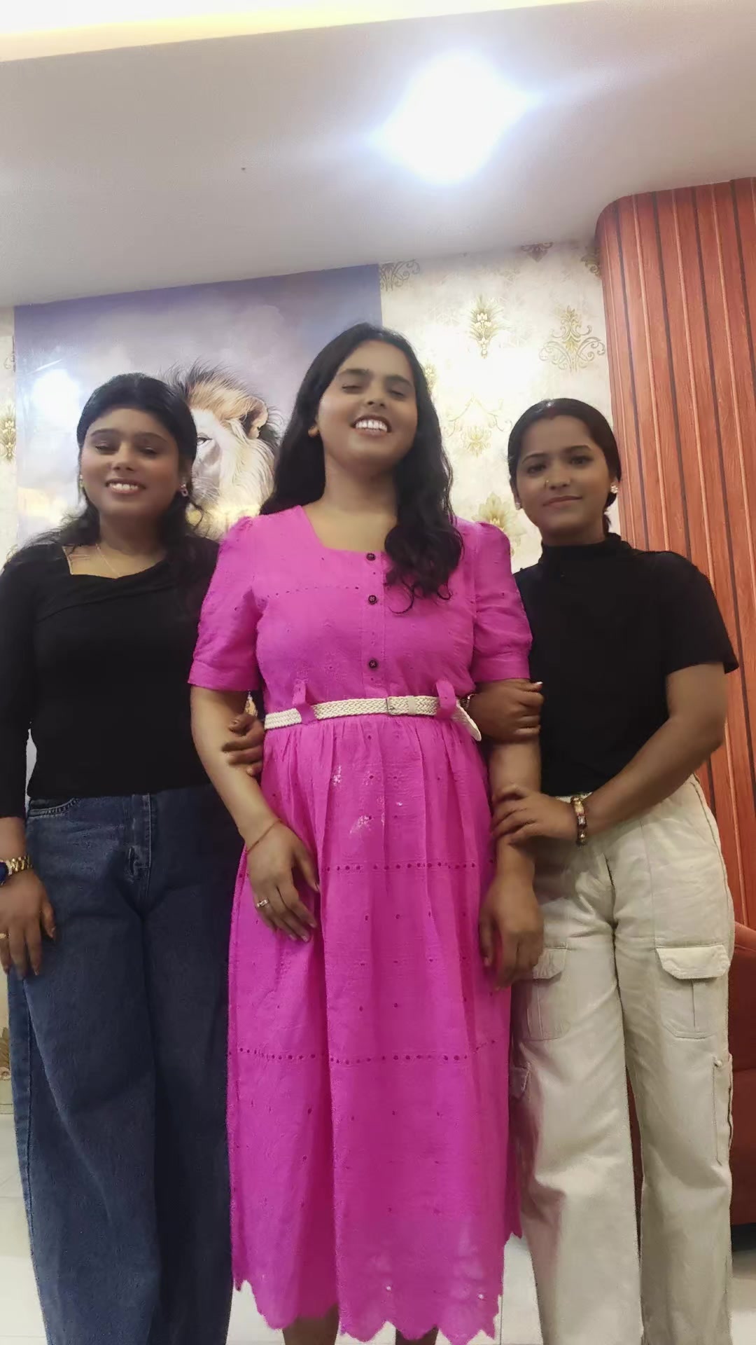 @YadavNisha