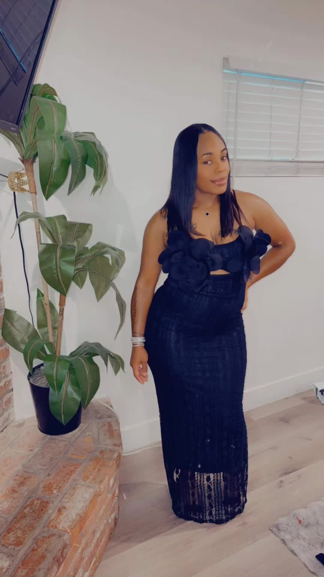 @divinedivacouture