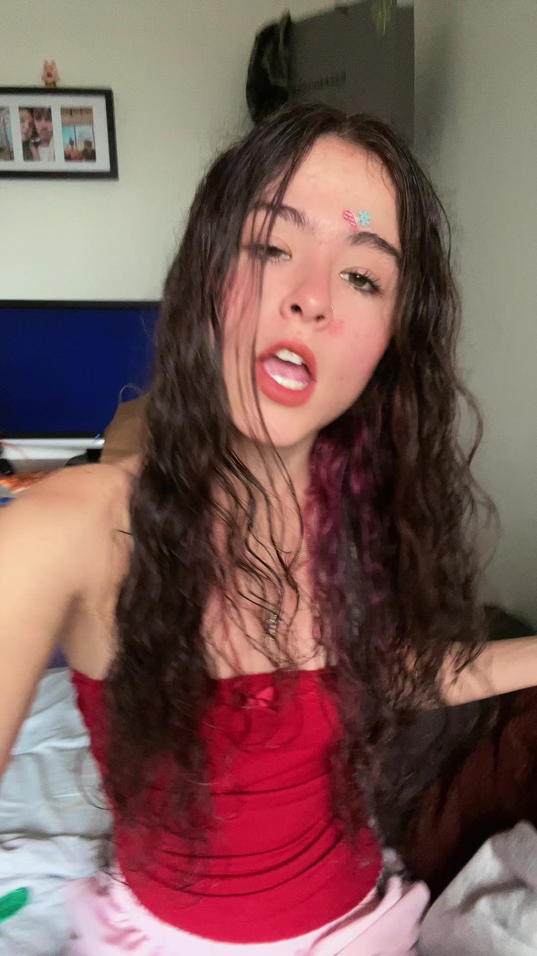 @Mia