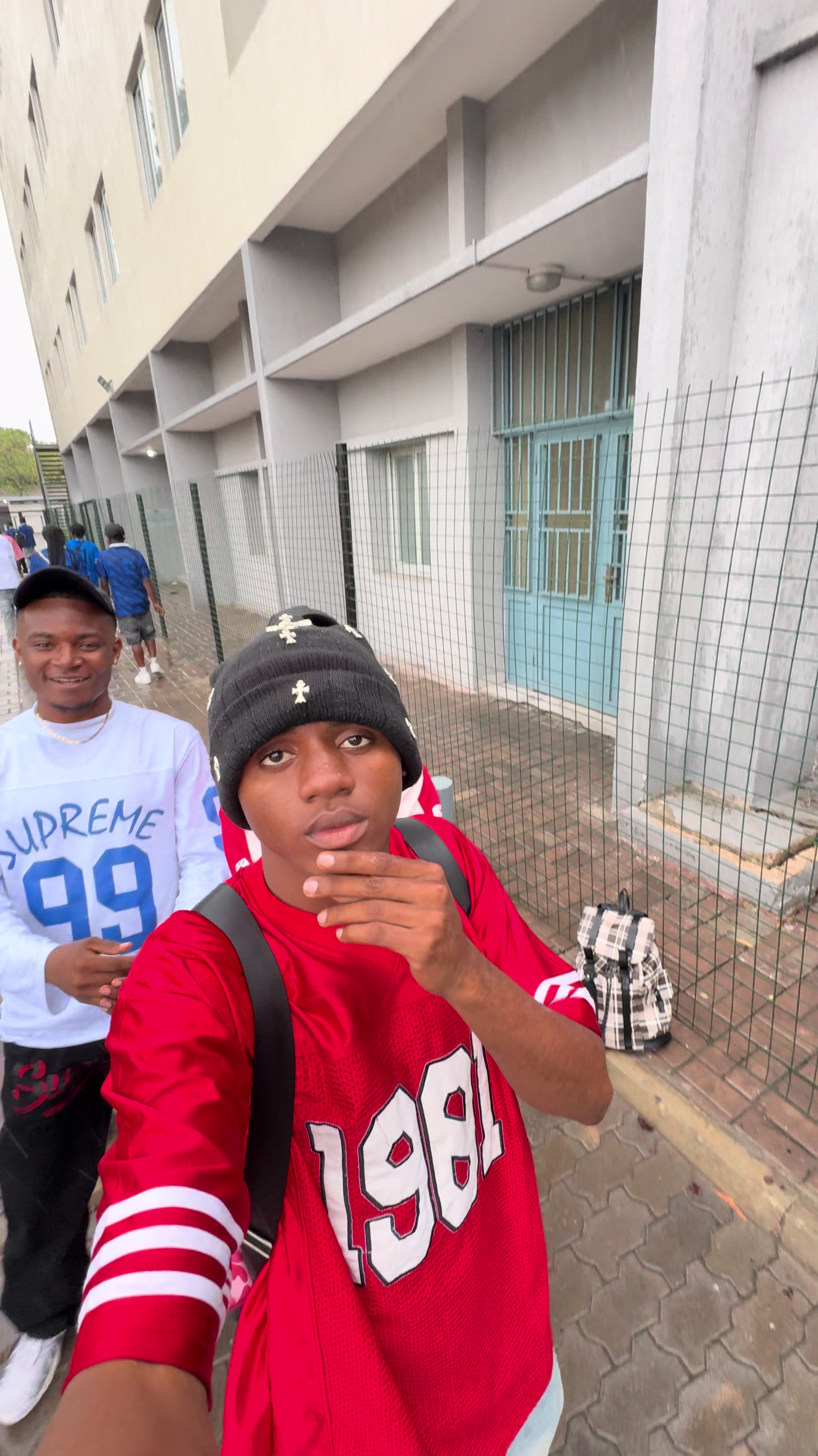 @NISKA GRATTEUR📸