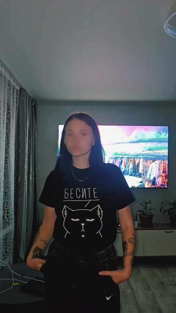 @𝐶ℎ𝑒𝑟𝑛𝑦𝑦 𝑠𝑎𝑚𝑢𝑟𝑎𝑦