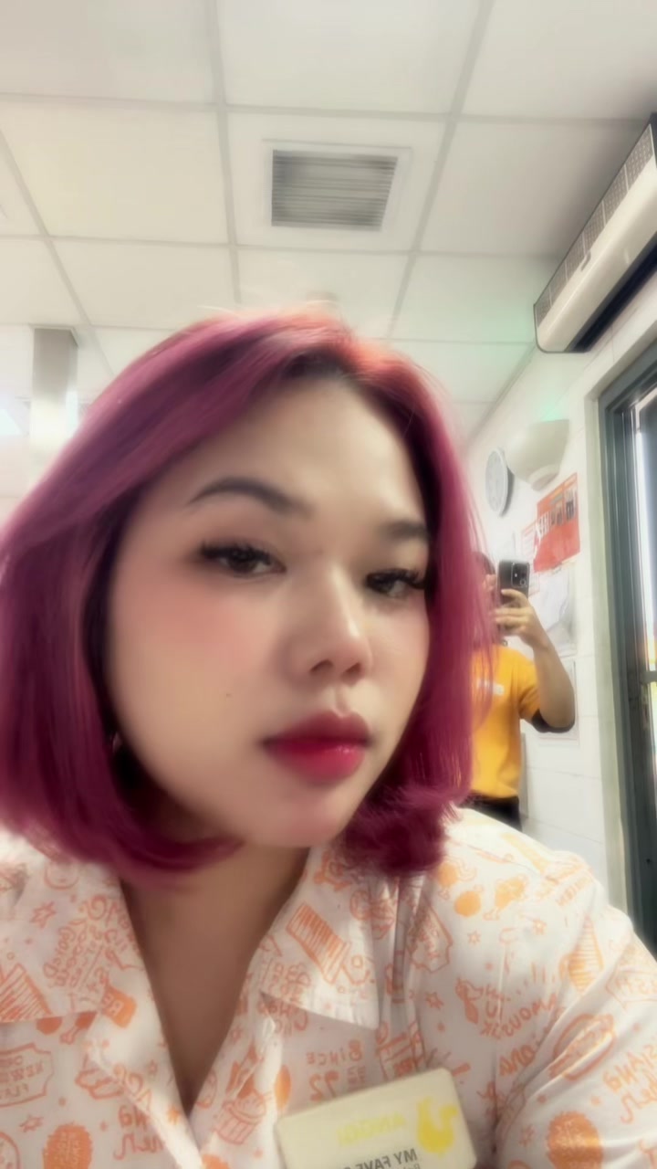 @angieneey