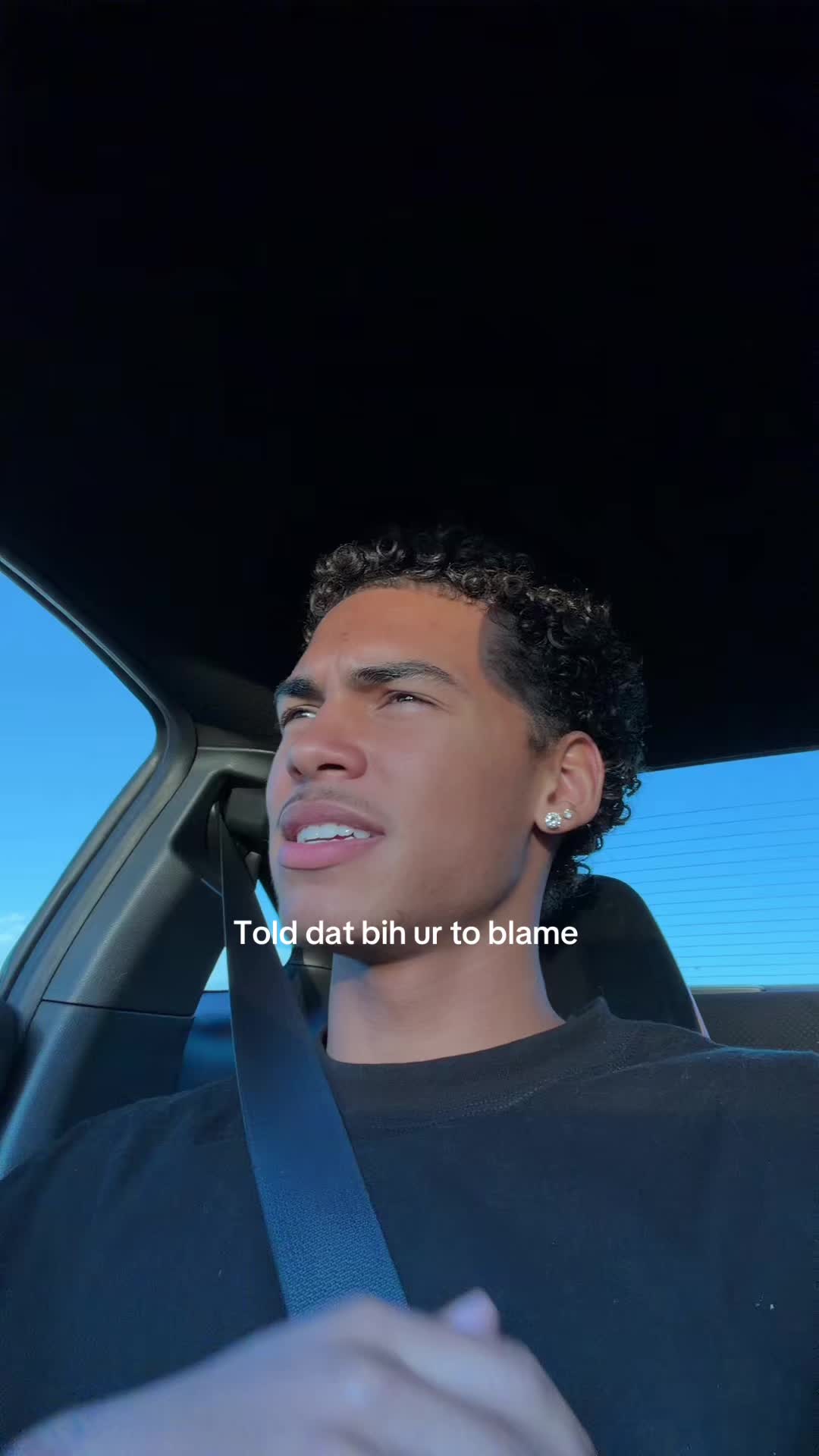 @⃟