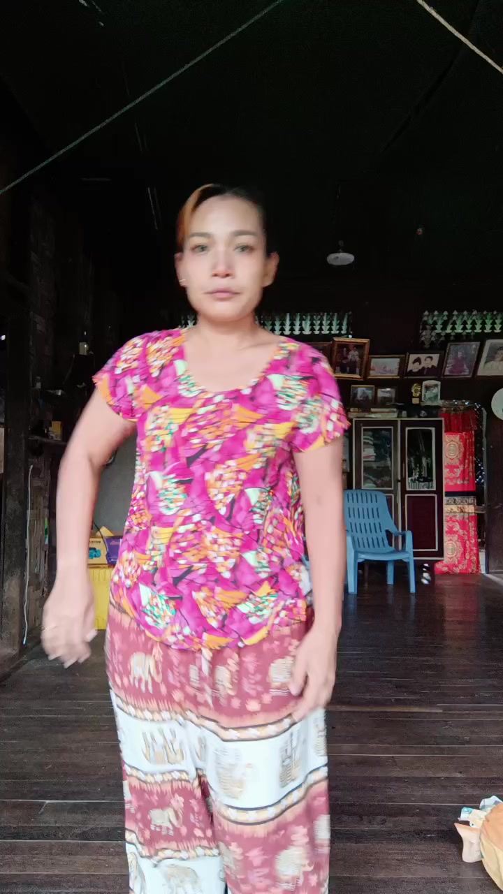 @pont lay ဒိုက်ဦးသူလေး