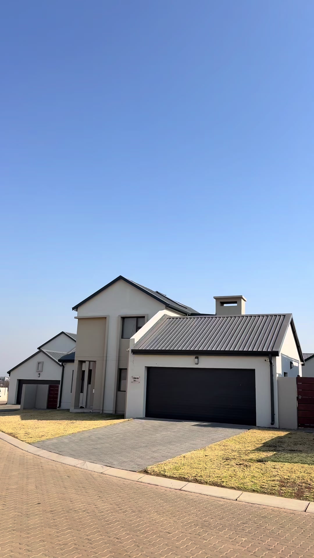 @Mbali The Realtor