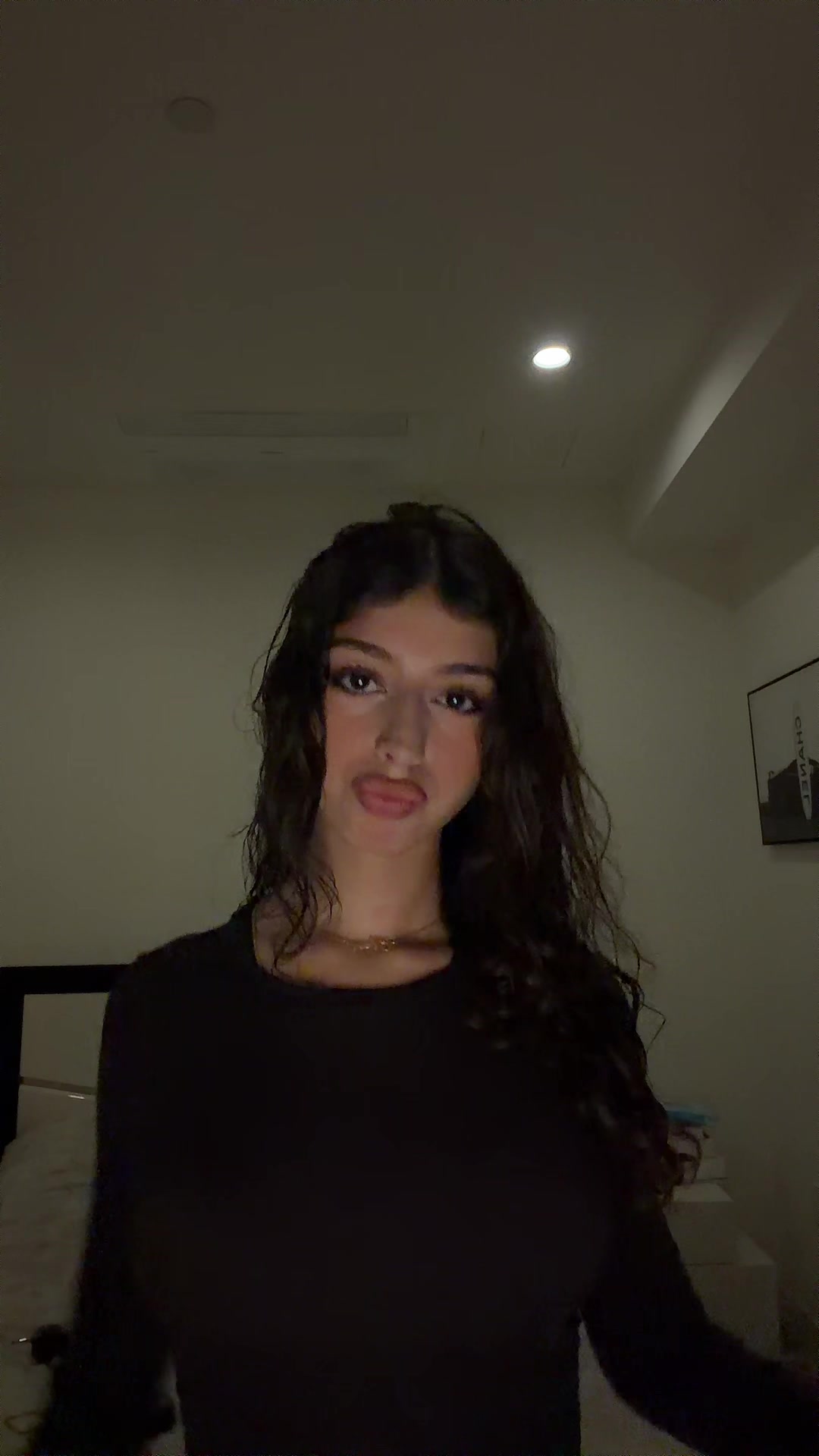 @ℰ༒