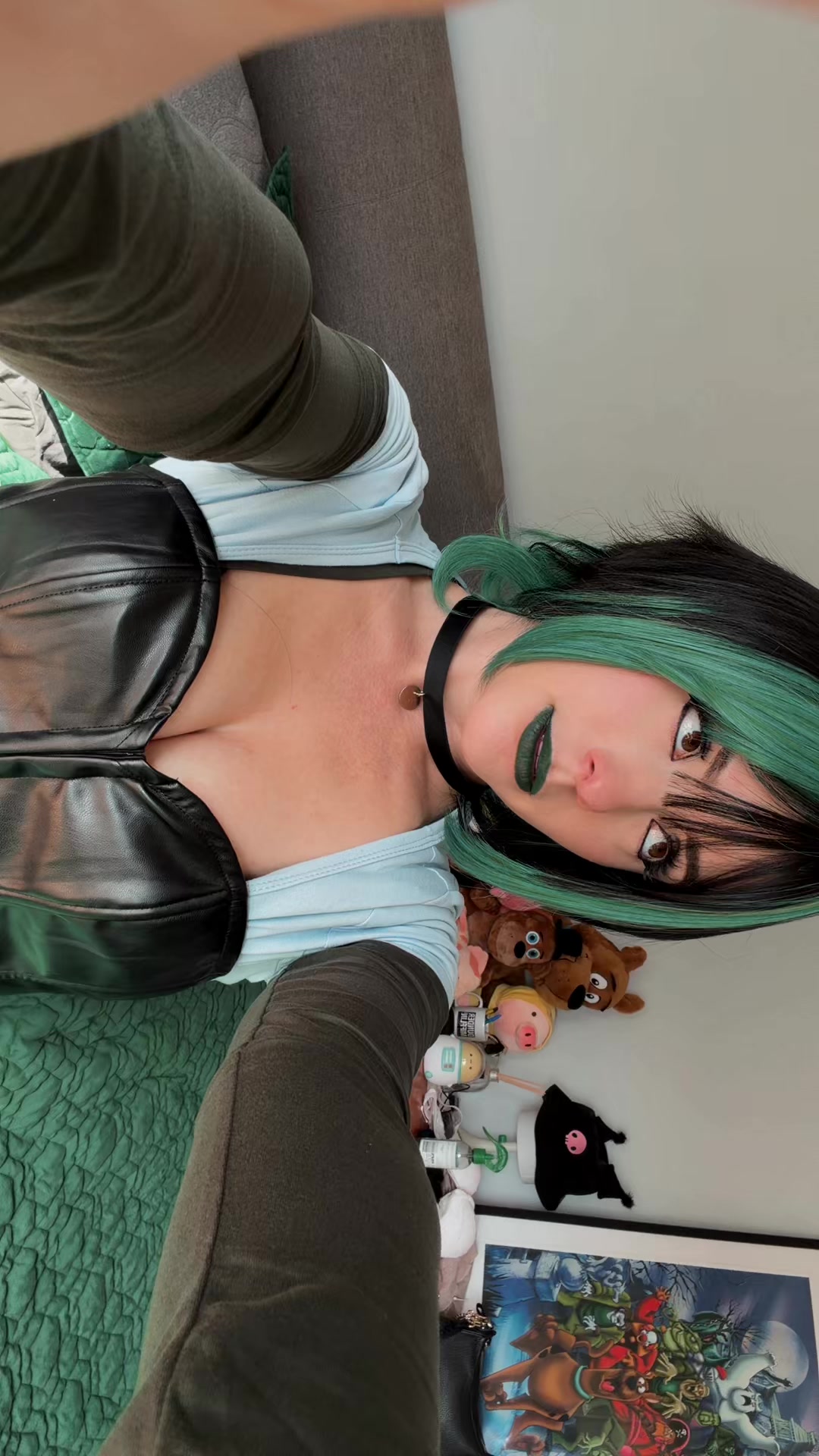 @Minacakes_12
