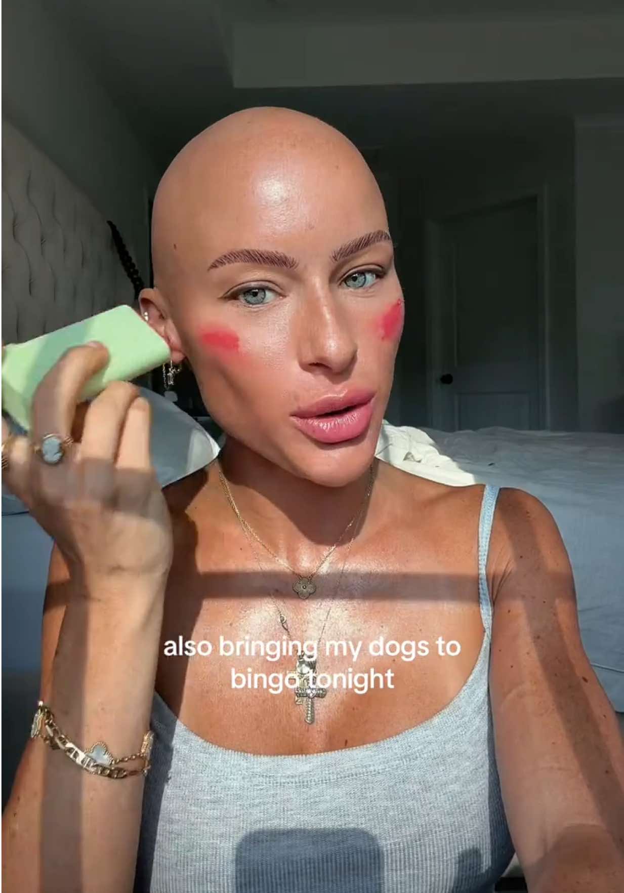 @CHLOE BEAN
