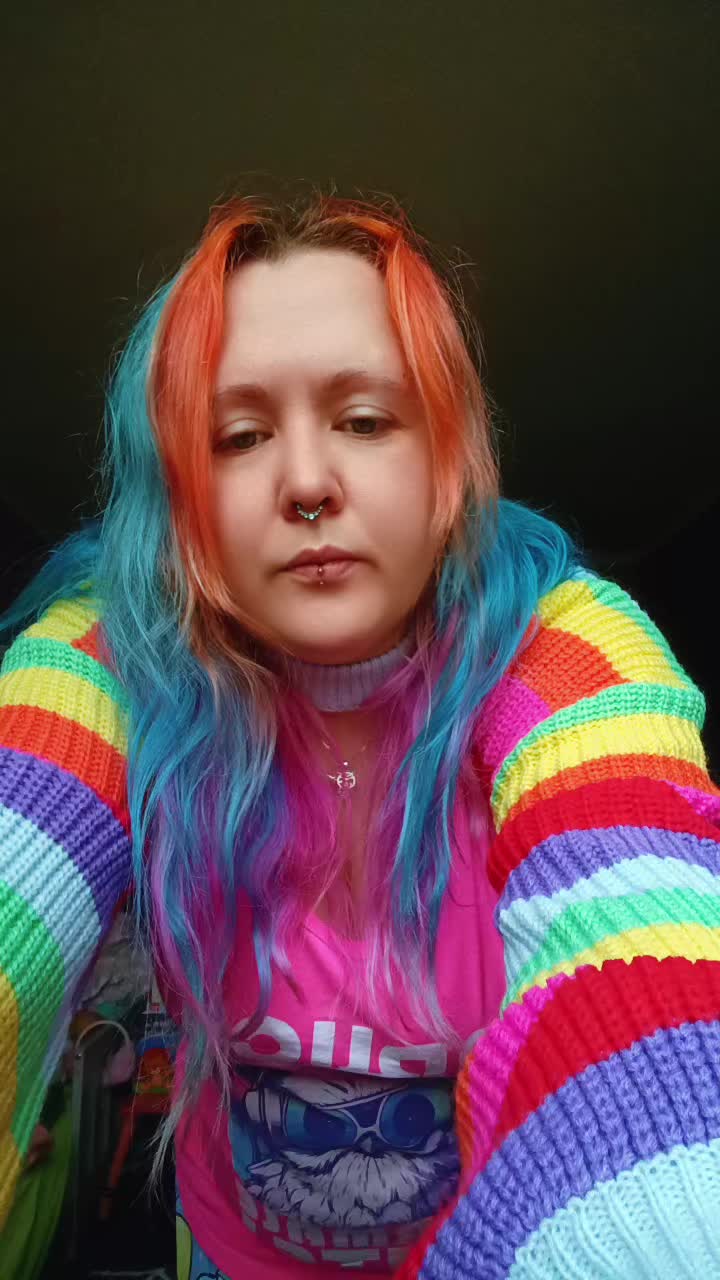 @Rainbowshit13🌺