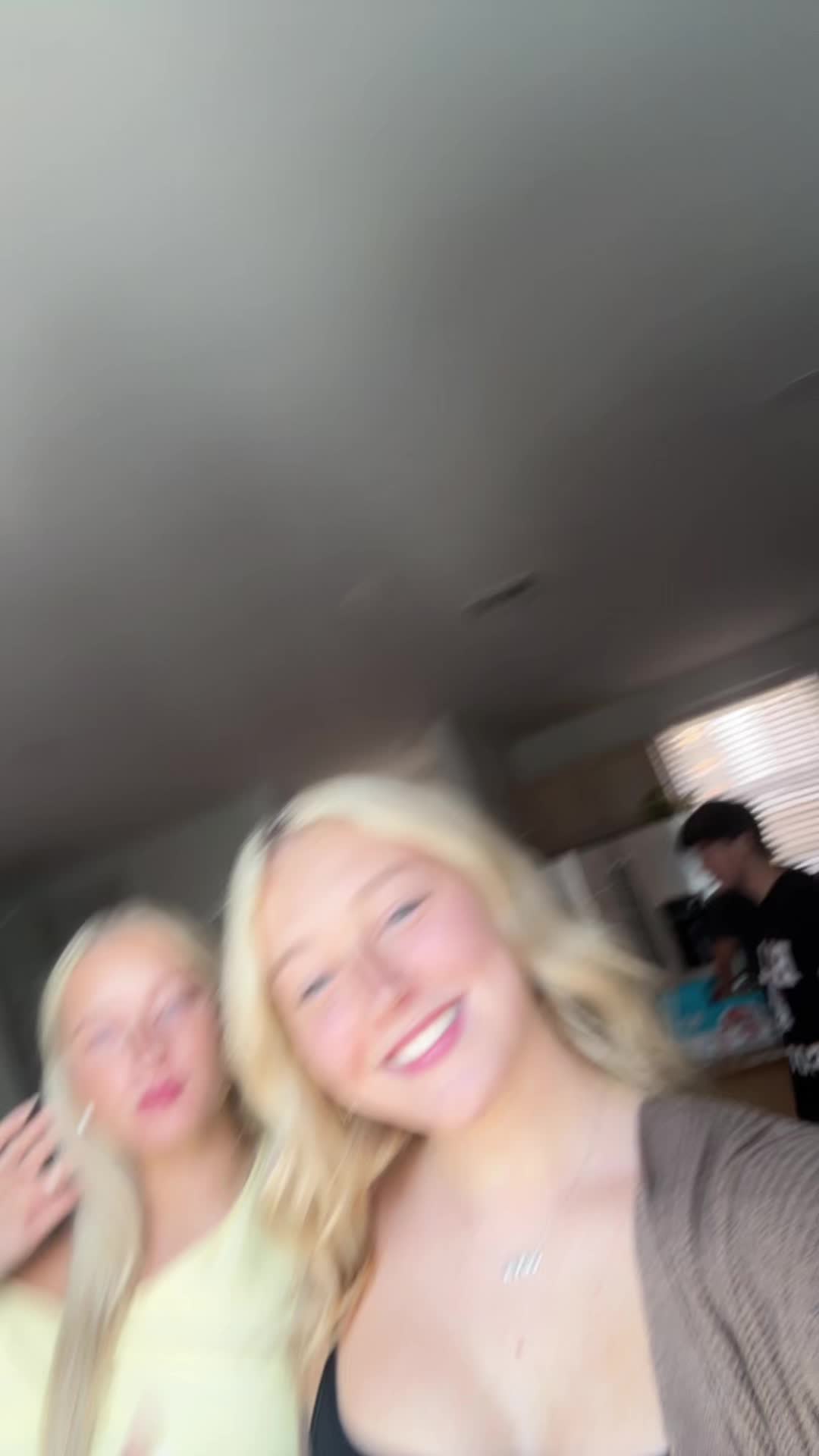 @liv