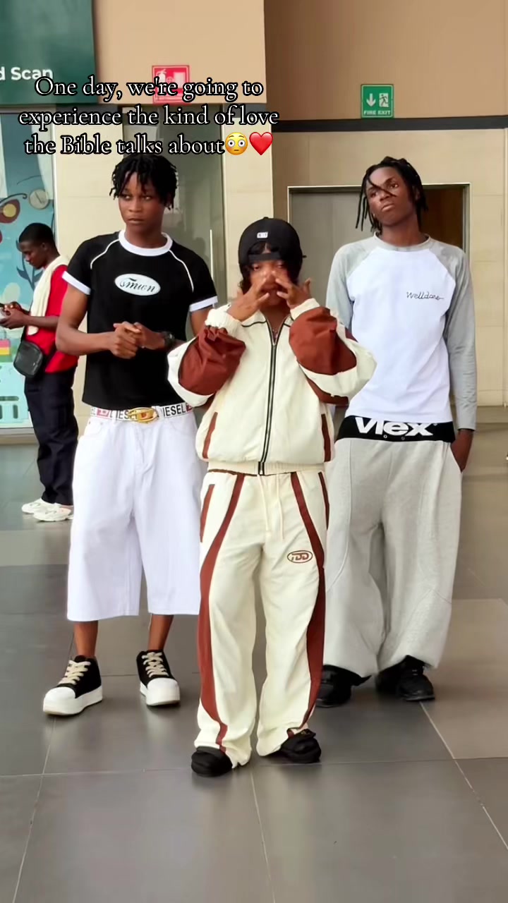 @CODEDGRACE ✝️💫💰