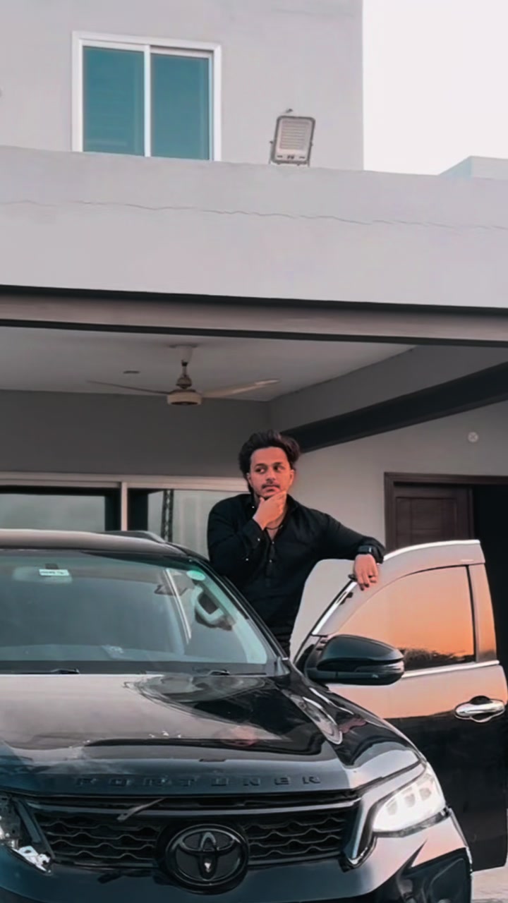 @Daniyal Khan⚖️