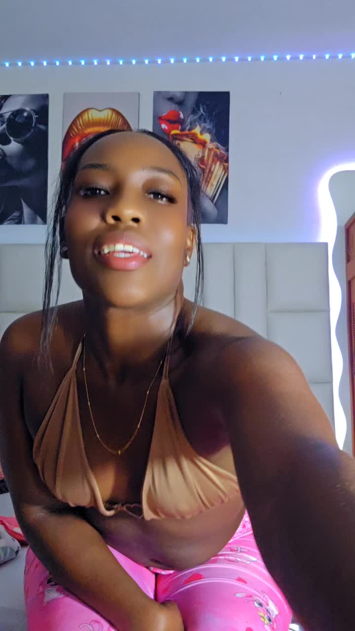 @danielaprice🦋