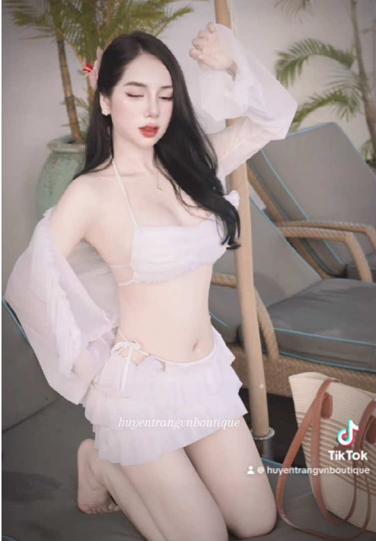 @Huyền Trang