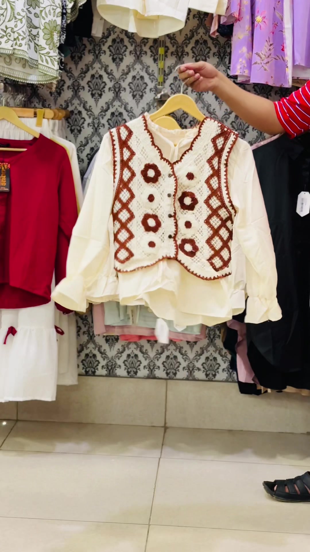 @Rehmat Shopping Mall