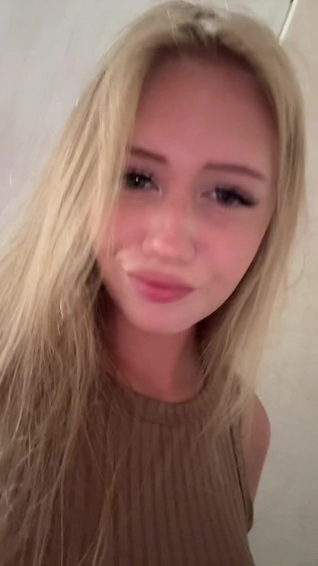 @никаа