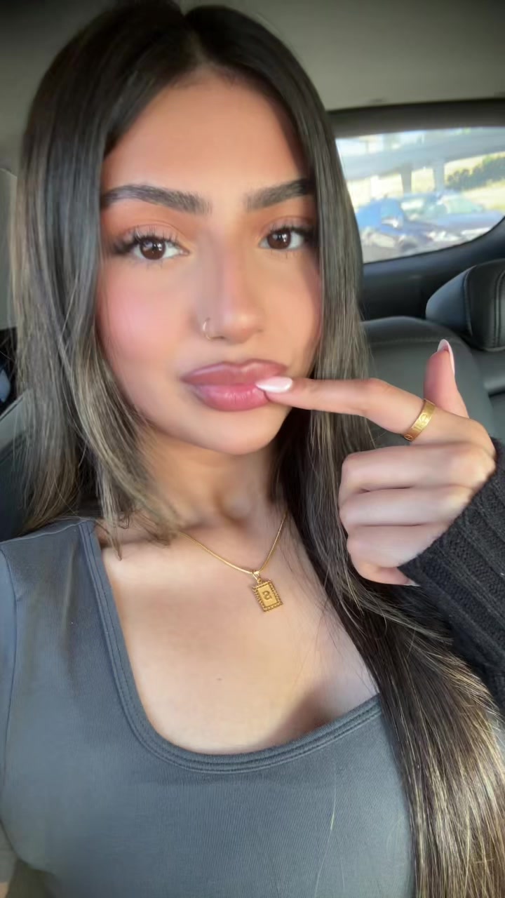 @𝒮abrina