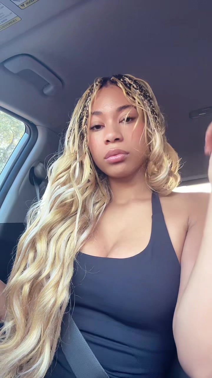 @Sammie