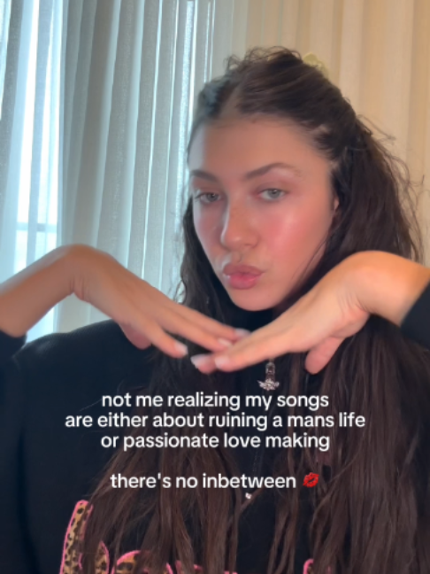 @LEAH KATE