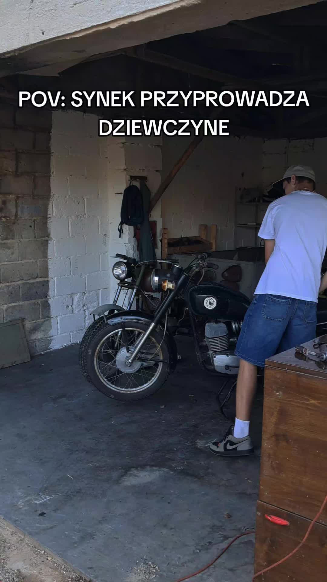 @spalonakrówka😏