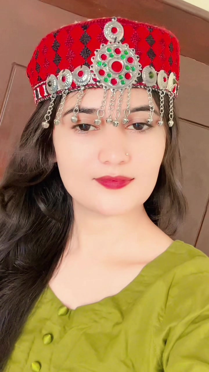 @𝐀𝐟𝐬𝐡𝐚 𝐊𝐡𝐚𝐧