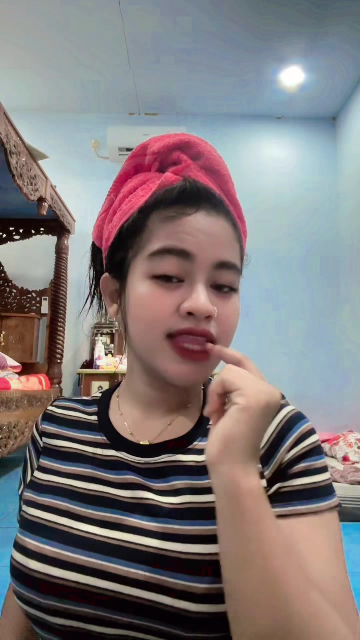 @putri bhawell